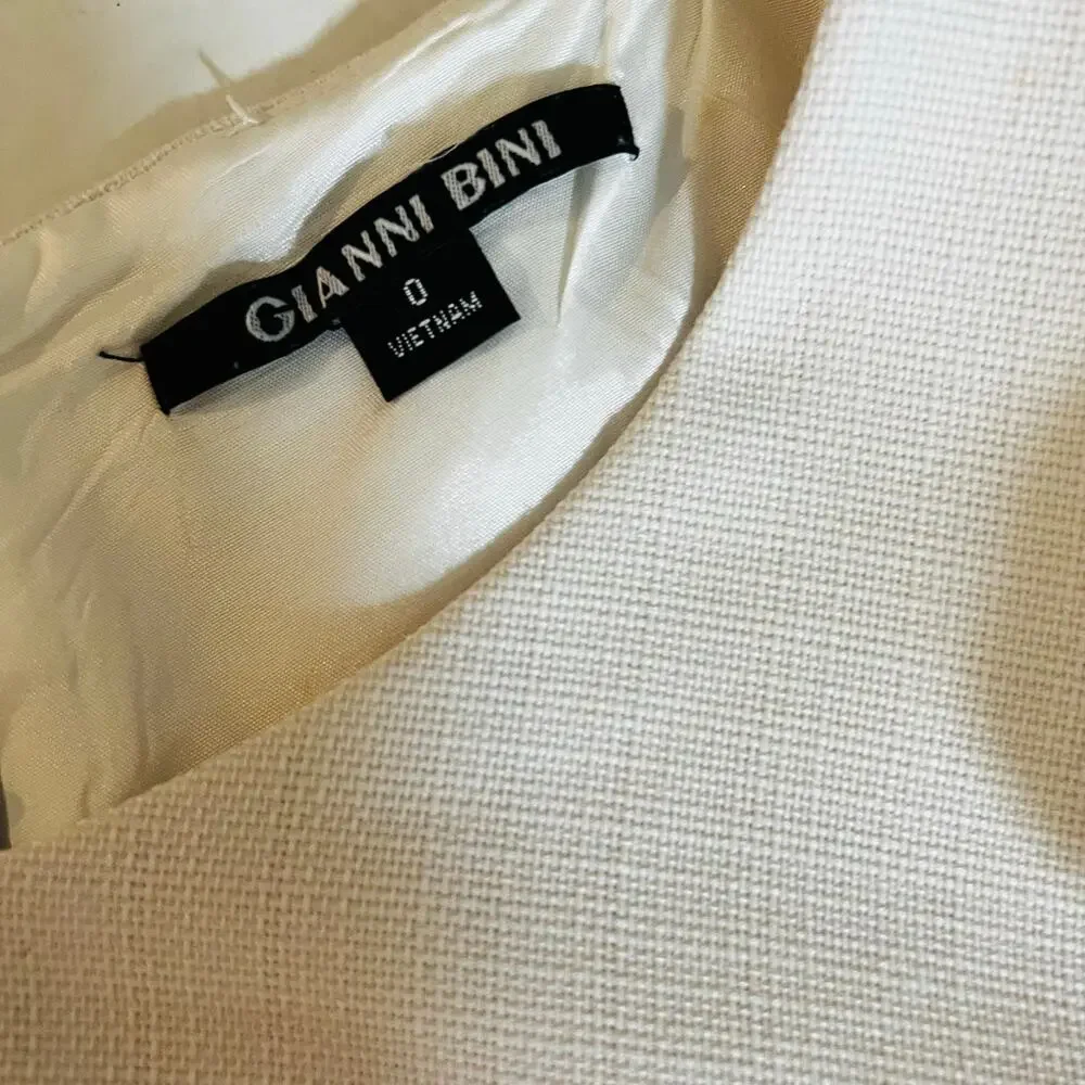 Gianni Bini Ruffle Sleeve Sheath Dress Size 0